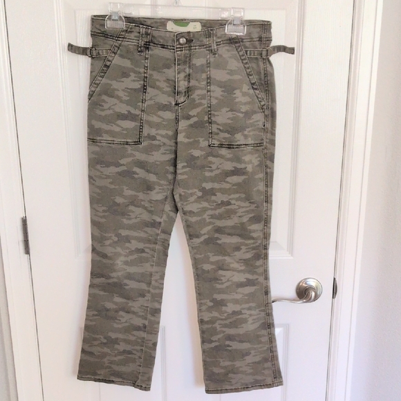 Anthropologie Camo Cropped Pants - 29 - Picture 1 of 9